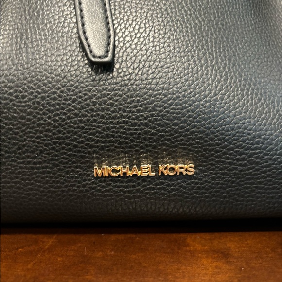 🖤 Michael Kors Tote Bag 🖤 - Picture 7 of 7